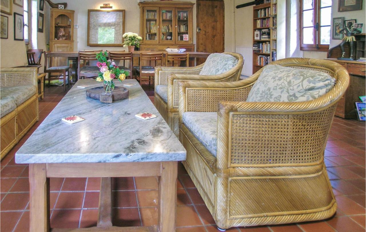 4 Bedroom Gorgeous Home In Monpazier Esterno foto