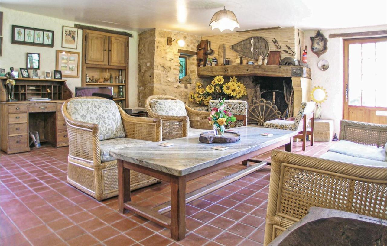 4 Bedroom Gorgeous Home In Monpazier Esterno foto